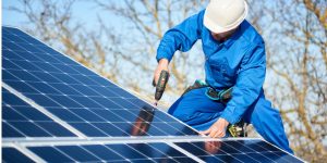 Installation Maintenance Panneaux Solaires Photovoltaïques à Rochemaure